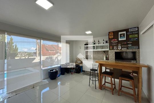Casa à venda com 3 quartos, 212m² em Ideal, Novo Hamburgo