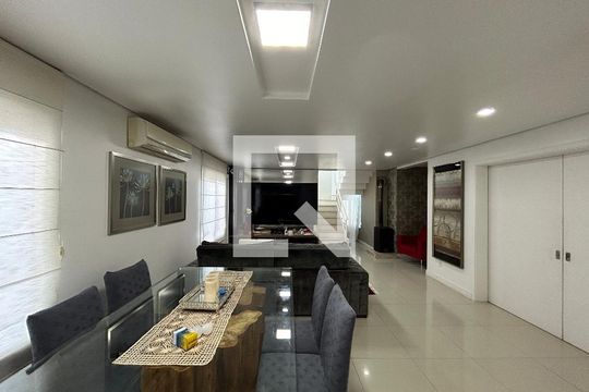 Casa à venda com 3 quartos, 212m² em Ideal, Novo Hamburgo
