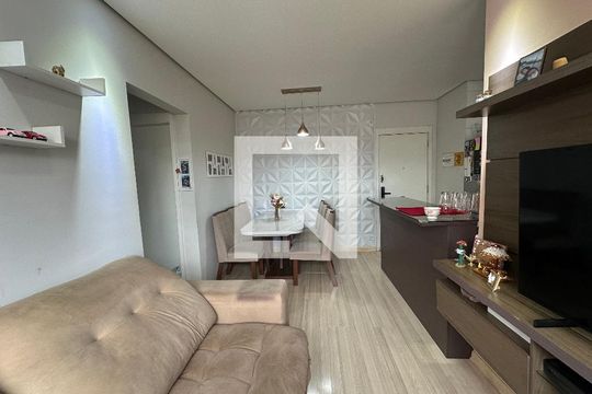 Sala de apartamento à venda com 2 quartos, 50m² em Centro, Barueri