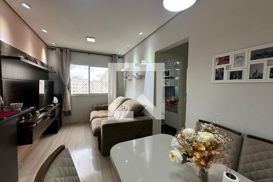 Sala de apartamento à venda com 2 quartos, 50m² em Centro, Barueri