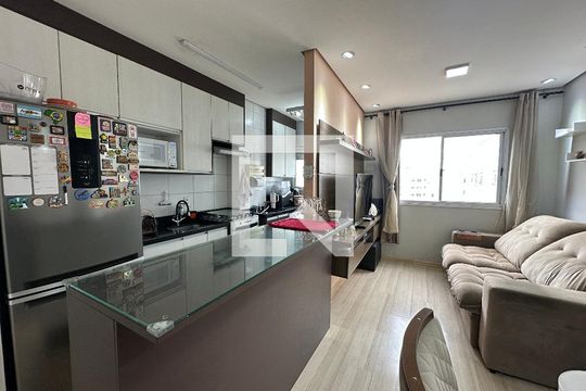 Sala de apartamento à venda com 2 quartos, 50m² em Centro, Barueri