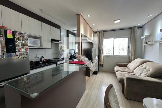 Sala de apartamento à venda com 2 quartos, 50m² em Centro, Barueri