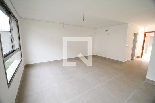 Sala de casa de condomínio à venda com 3 quartos, 155m² em Loteamento Santa Ana do Atibaia -- Sousas, Campinas