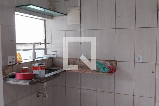 Casa para alugar com 6 quartos, 399m² em Vila Marieta, São Paulo