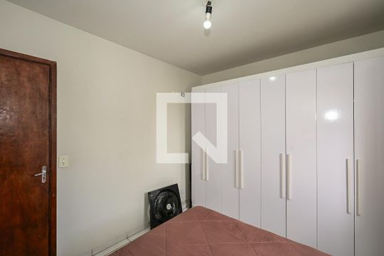 Quarto 1 de apartamento à venda com 2 quartos, 81m² em Jardim Henriqueta, Taboão da Serra