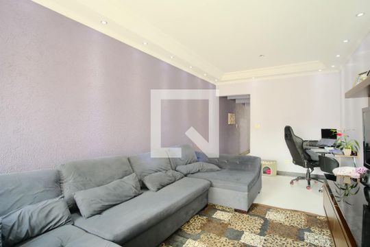 Sala de casa à venda com 3 quartos, 206m² em Vila Granada, São Paulo