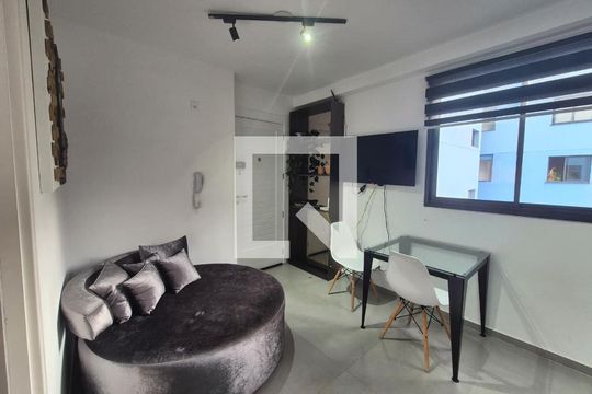 Sala/Cozinha de kitnet/studio à venda com 1 quarto, 24m² em Vila Buarque, São Paulo