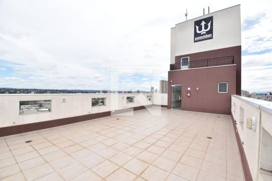 Kitnet/Studio para alugar com 1 quarto, 34m² em Centro, Curitiba