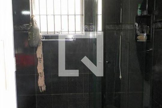 Casa à venda com 3 quartos, 125m² em Km 18, Osasco