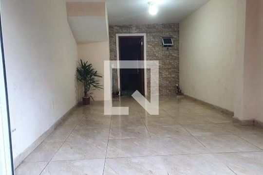 Casa à venda com 2 quartos, 98m² em Conceicao, Osasco