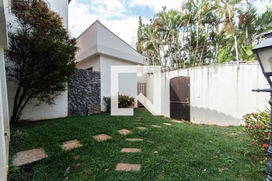 Casa para alugar com 6 quartos, 1100m² em Jardim America, Sorocaba