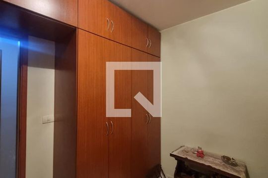 Quarto de apartamento para alugar com 2 quartos, 68m² em Tijuca, Rio de Janeiro