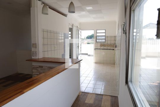 Casa à venda com 3 quartos, 175m² em Jardim Tupã, São Paulo