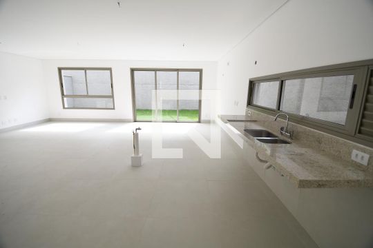 Cozinha de casa de condomínio à venda com 3 quartos, 155m² em Loteamento Santa Ana do Atibaia -- Sousas, Campinas