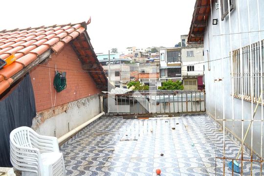 Varanda de casa à venda com 3 quartos, 360m² em São Gabriel, Belo Horizonte