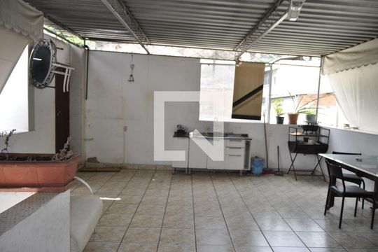 Casa de Condomínio à venda com 4 quartos, 178m² em Sampaio, Rio de Janeiro