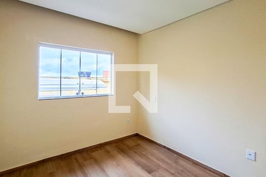 Quarto 2 de casa para alugar com 2 quartos, 70m² em Vera Cruz, Belo Horizonte
