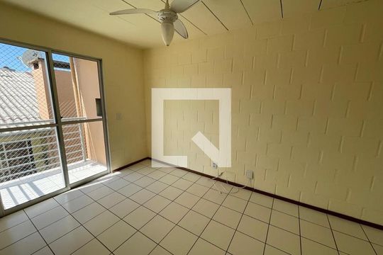 Apartamento à venda com 2 quartos, 50m² em São José, São Leopoldo