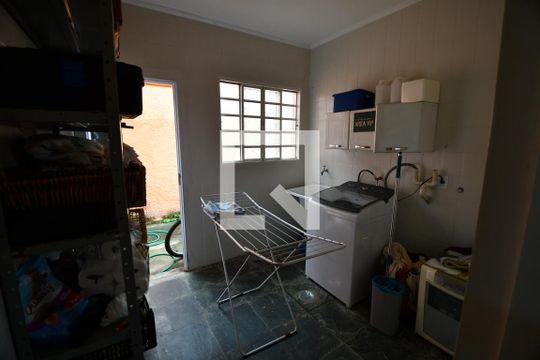 Área de Serviço de casa à venda com 5 quartos, 268m² em Cidade Universitária, Campinas