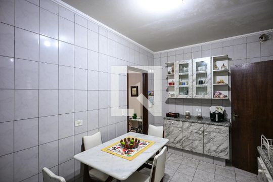 Cozinha de casa à venda com 2 quartos, 100m² em Chácara Agrindus, Taboão da Serra
