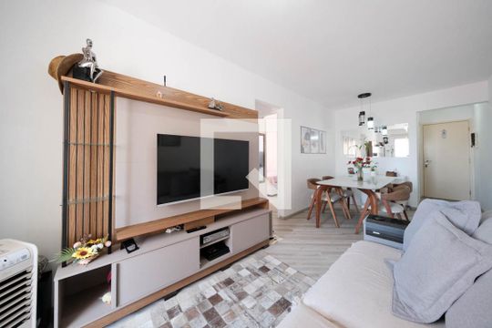 Apartamento à venda com 2 quartos, 55m² em Vila Marieta, São Paulo