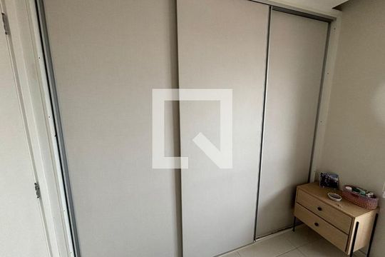 Quarto de apartamento à venda com 2 quartos, 63m² em Vila Sonia, São Paulo