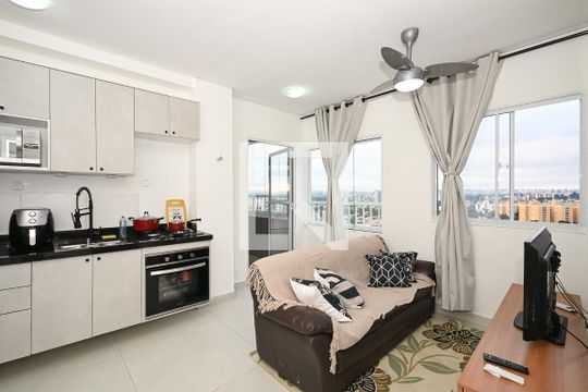 Sala de apartamento à venda com 1 quarto, 104m² em Jardim Monte Kemel, São Paulo