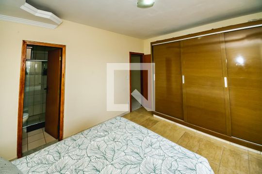 Apartamento à venda com 3 quartos, 106m² em Heliópolis, Belo Horizonte