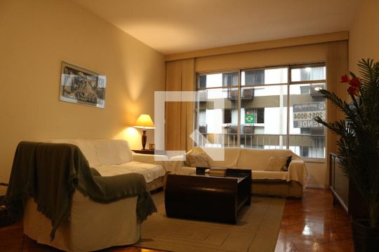 Sala de apartamento à venda com 3 quartos, 150m² em Copacabana, Rio de Janeiro