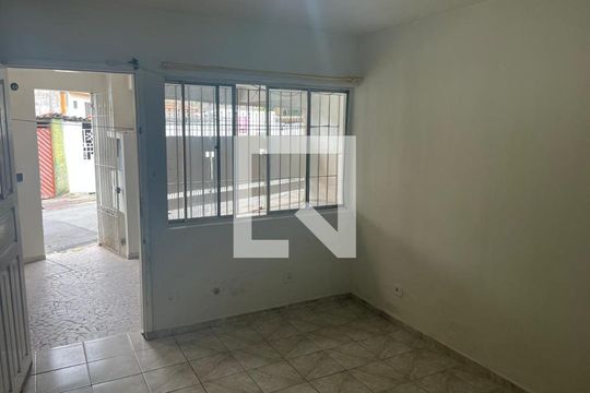 Sala de casa à venda com 3 quartos, 115m² em Ipiranga, São Paulo