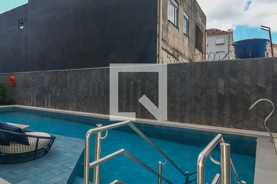 Área comum - Piscina de apartamento para alugar com 0 quarto, 26m² em Passo D’areia, Porto Alegre