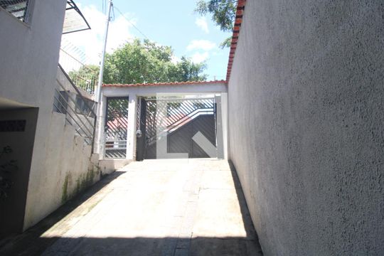 Garagem de casa à venda com 3 quartos, 165m² em Jardim das Flores, São Paulo