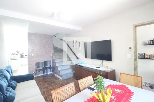 Sala de casa à venda com 3 quartos, 165m² em Jardim das Flores, São Paulo