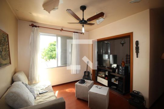 Apartamento à venda com 3 quartos, 74m² em Passo D’areia, Porto Alegre