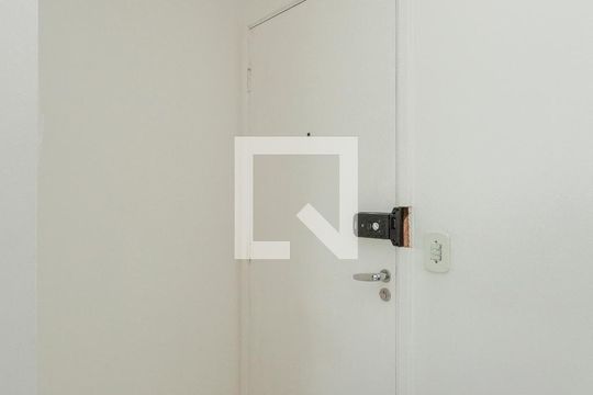 Entrada de apartamento para alugar com 2 quartos, 55m² em Socorro, São Paulo