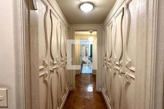 Corredor de apartamento para alugar com 4 quartos, 220m² em Copacabana, Rio de Janeiro