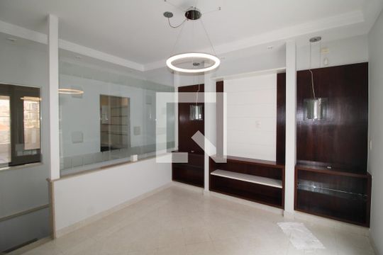 Cozinha de casa à venda com 4 quartos, 242m² em Jardim São Paulo, São Paulo