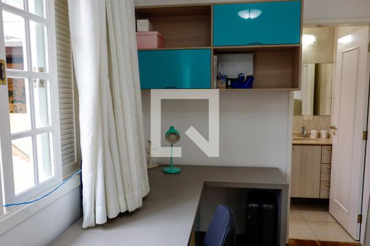 Casa à venda com 3 quartos, 179m² em Vila Campesina, Osasco