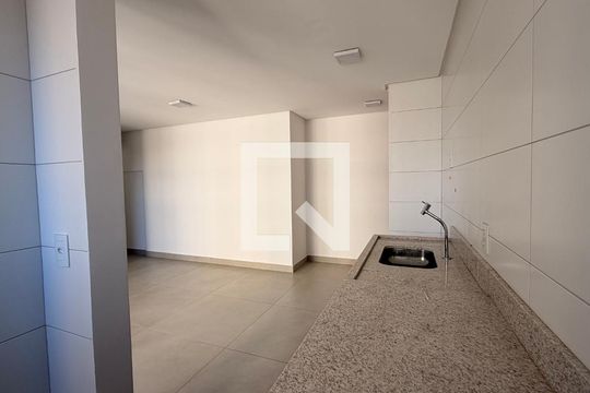 Sala - Cozinha de apartamento para alugar com 1 quarto, 49m² em Parque Amazonia, Goiânia