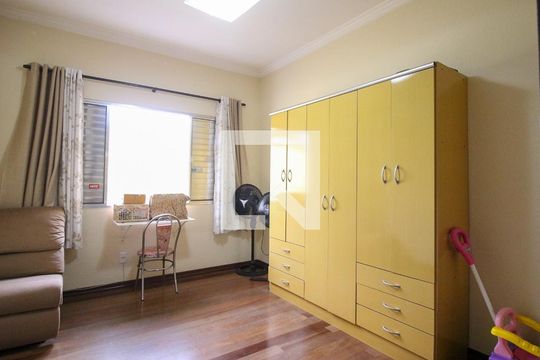 Quarto 1 de casa à venda com 6 quartos, 400m² em Capão do Embira, São Paulo
