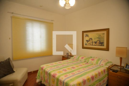 Quarto 2 de casa para alugar com 6 quartos, 278m² em Parque das Nações, Santo André
