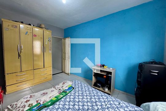 Quarto 1 de casa à venda com 4 quartos, 174m² em Jardim Kawamoto, Guarulhos