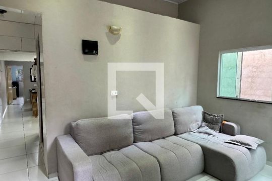 Sala 1 de casa à venda com 4 quartos, 174m² em Jardim Kawamoto, Guarulhos