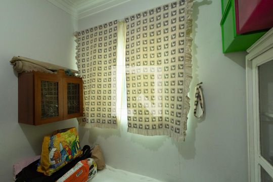 Quarto Piso Inferior  de casa para alugar com 5 quartos, 900m² em Jardim Pires de Mello, Sorocaba