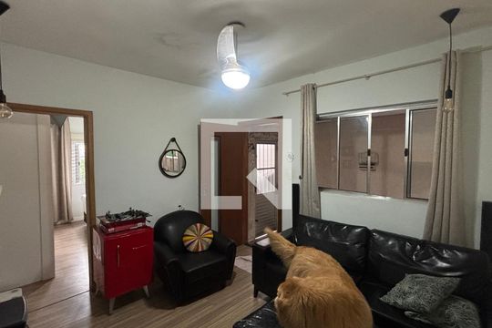 Sala de casa à venda com 4 quartos, 135m² em Vila Bela Vista, Santo André