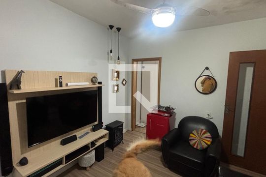 Sala de casa à venda com 4 quartos, 135m² em Vila Bela Vista, Santo André
