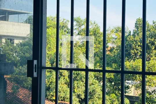 Área externa de casa para alugar com 2 quartos, 120m² em Bairro Carolina, Duque de Caxias