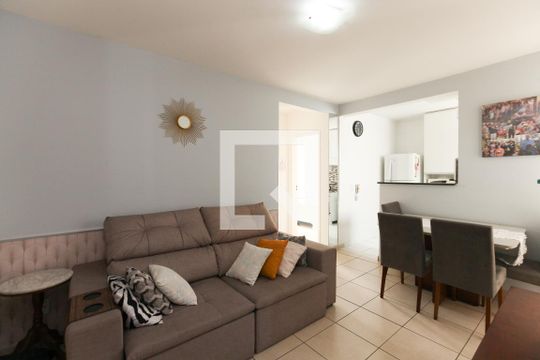 Apartamento à venda com 2 quartos, 90m² em Califórnia, Belo Horizonte