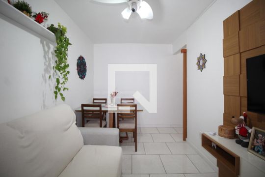 Sala de apartamento à venda com 1 quarto, 43m² em Jardim Sabará, Porto Alegre