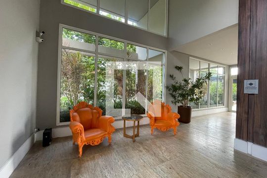 Hall de entrada de apartamento para alugar com 1 quarto, 55m² em Granja Viana, Cotia